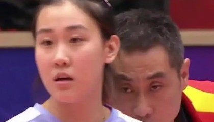 开云体育下载app-娜塔丽亚体力不支，天津女排憾负！教练组应多给新人机会|娜塔莉亚|江苏|队员|女排联赛|上海女排_新浪新闻